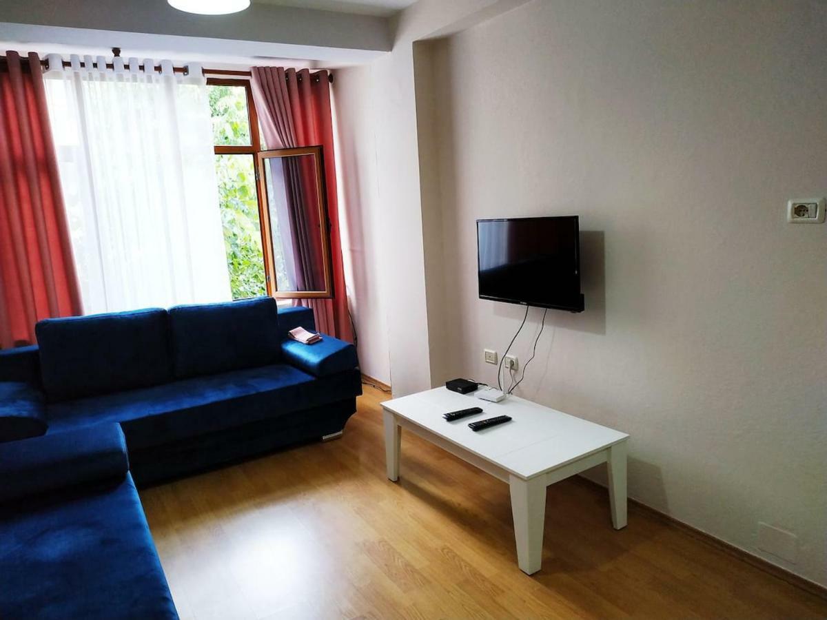 Lovely Apt At The Heart Of The City&Near The Lake Pogradec Exterior foto